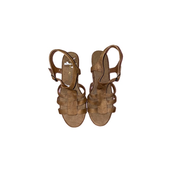 O'Neill Brown Gladiator Wedges (9) - Picture 2 of 2